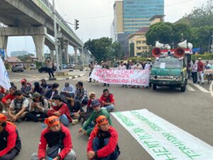 Indonesia Youth Democracy Institute demo Kapolri Jenderal Listyo Sigit
